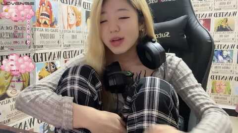 snakegirlqaq @ stripchat on 20231105