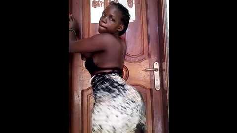 holygrail001 @ stripchat on 20231106