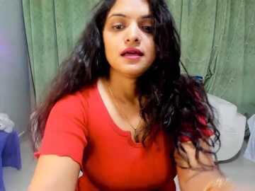 kia_tiya @ stripchat on 20231106