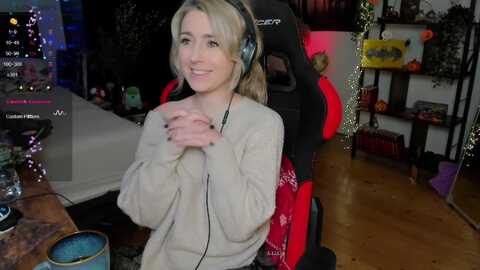 lisaonthemoon @ stripchat on 20231106