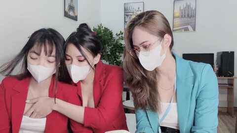 mono_stewardesss @ stripchat on 20231106