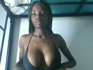 sexxy_xtensia @ stripchat on 20231106