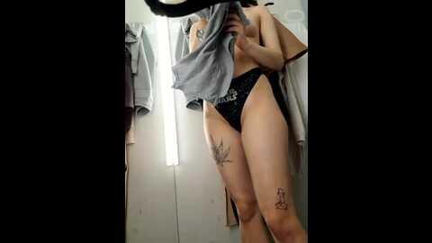 violetrisky @ stripchat on 20231106