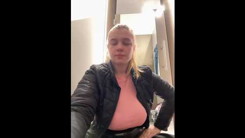 freiiaflower @ stripchat on 20231107