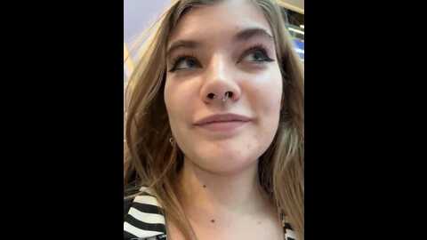 holy_tereza @ stripchat on 20231107