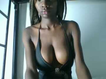 sexxy_xtensia @ stripchat on 20231107