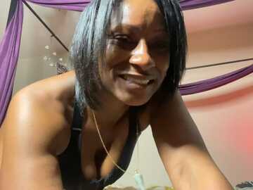 wynterheat @ stripchat on 20231107