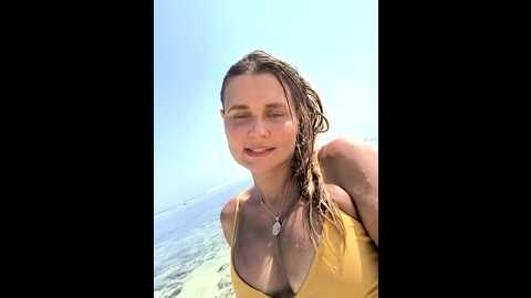 beverly_hillls @ stripchat on 20231108