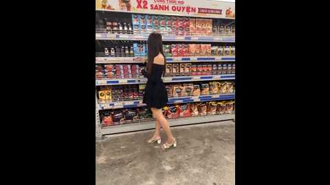 ko_mi_na @ stripchat on 20231108