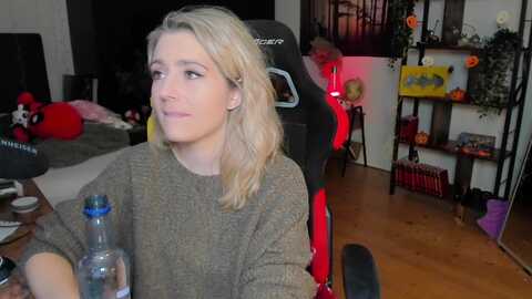 lisaonthemoon @ stripchat on 20231108