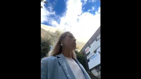 streetdoll @ stripchat on 20231108