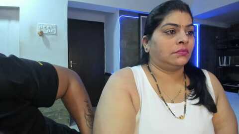 tarivishu23 @ stripchat on 20231108