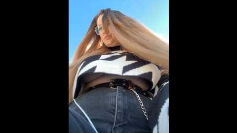 teya_moon_ @ stripchat on 20231108