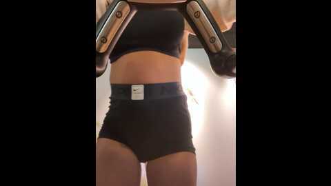 f3ckdolllucy @ stripchat on 20231109