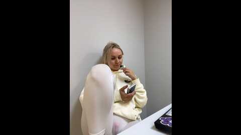 bondgirl_013 @ stripchat on 20231110