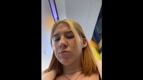 emmarisky @ stripchat on 20231110