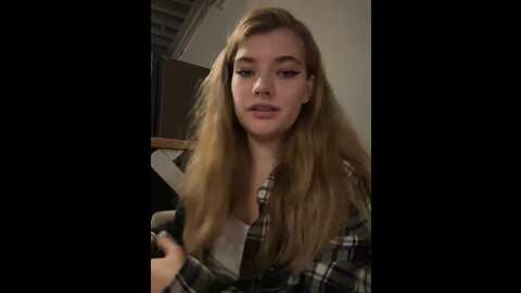 holy_tereza @ stripchat on 20231110
