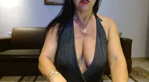 linda1975 @ stripchat on 20231110