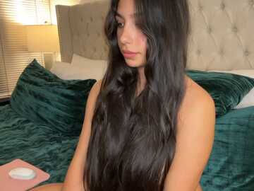 lovelillyy @ stripchat on 20231110