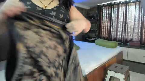 tarivishu23 @ stripchat on 20231110