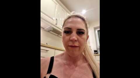 kathy_secret @ stripchat on 20231111