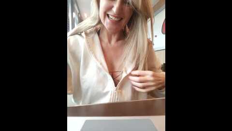 legslong @ stripchat on 20231111