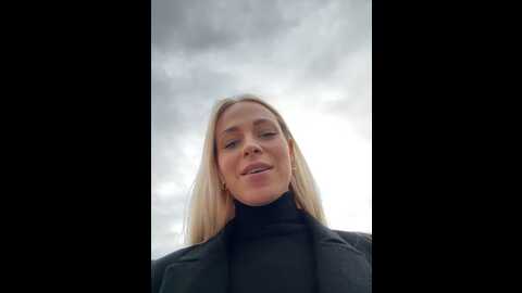 streetdoll @ stripchat on 20231111