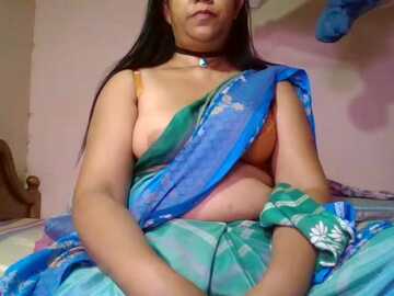 tharu_sweet @ stripchat on 20231111