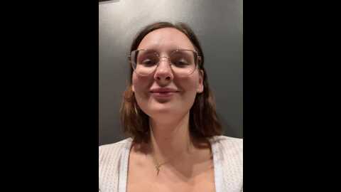 the_snowwhitee @ stripchat on 20231111