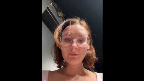 the_snowwhitee @ stripchat on 20231111