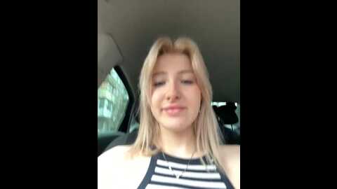 littlebitchess @ stripchat on 20231112