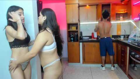 royalgirls_x @ stripchat on 20231112