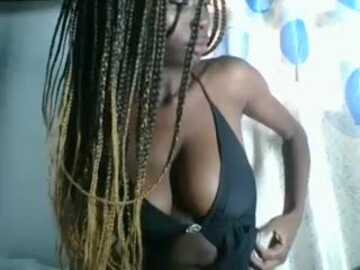 sexxy_xtensia @ stripchat on 20231112