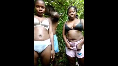 rediant_two256 @ stripchat on 20231113