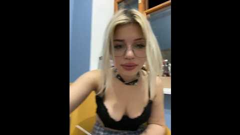 yeahmolly @ stripchat on 20240920