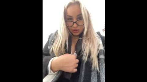 charming_evaa @ stripchat on 20240921