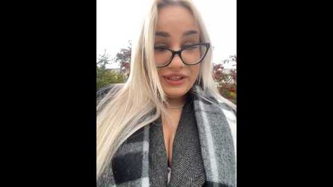 charming_evaa @ stripchat on 20240921