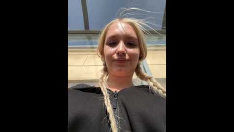 milkyy_wway @ stripchat on 20240921