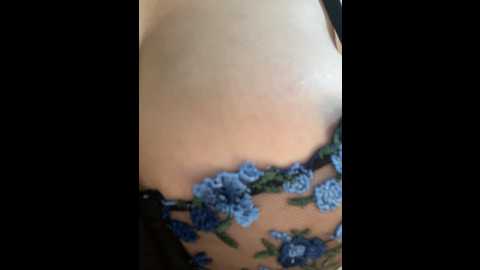 ahlam_hot @ stripchat on 20240923