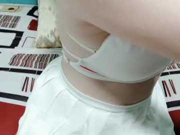 emale293 @ stripchat on 20240923