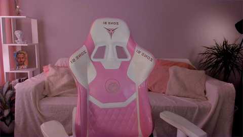 leahsthetics @ stripchat on 20240923