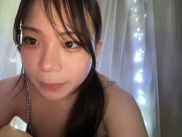 riri__oo @ stripchat on 20240924