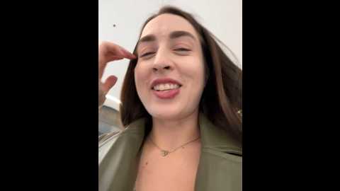 holly_play @ stripchat on 20240925