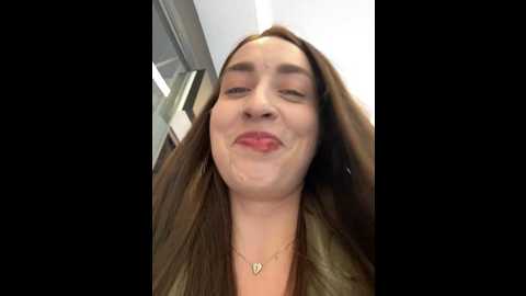 holly_play @ stripchat on 20240925