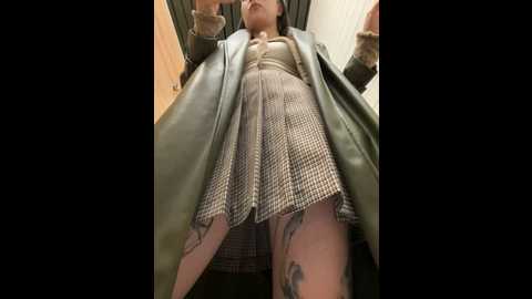 holly_play @ stripchat on 20240925