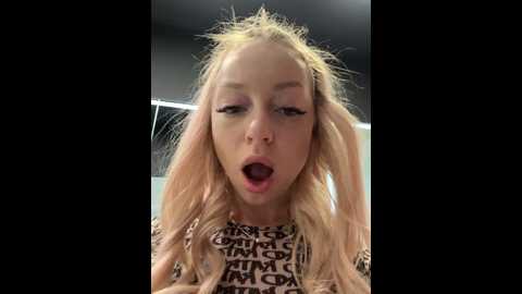 melissa_grr @ stripchat on 20240925