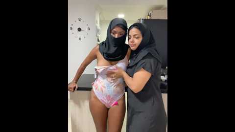 arab_rainbow_girls @ stripchat on 20240926