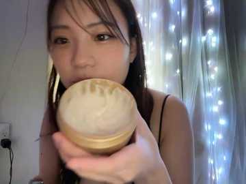 riri__oo @ stripchat on 20240926
