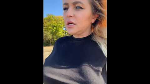 aesthetic_v @ stripchat on 20240927