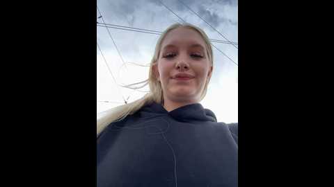 milkyy_wway @ stripchat on 20240927